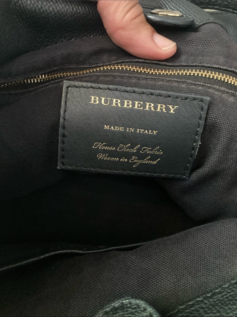 (Reposh) from @jebwa Burberry calfskin Canterbury tote. 😍 - Picture 13 of 17